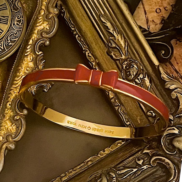 KATE SPADE • Red Take a Bow Bangle Stacking Layering Gold Bracelet - Picture 4 of 4